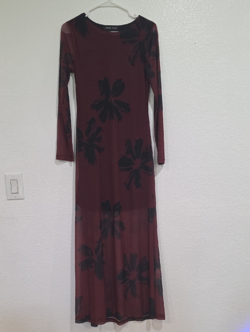 Long Sleeve Burgundy Floral Maxi Dress